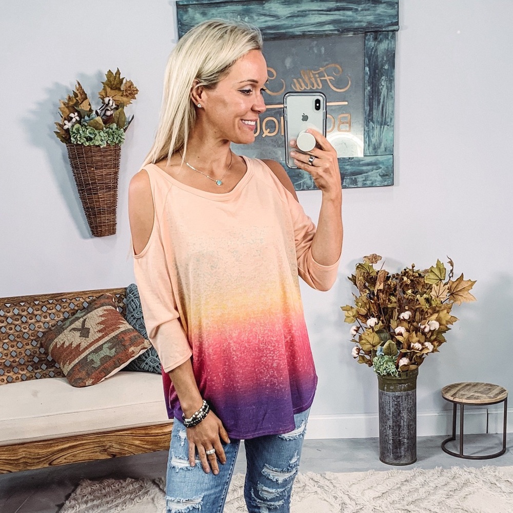 Ombré cold shoulder 3/4 sleeve top